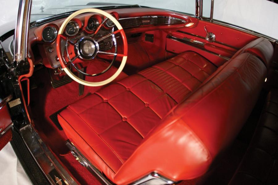  Lincoln Continental Mark V Convertible 1960 года  (фото 54 из 60)